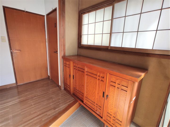 神奈川県横須賀市南浦賀(一戸建)の賃貸物件の玄関