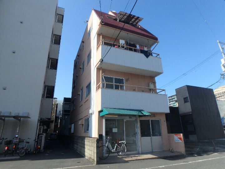 吉岡ビルIIの外観