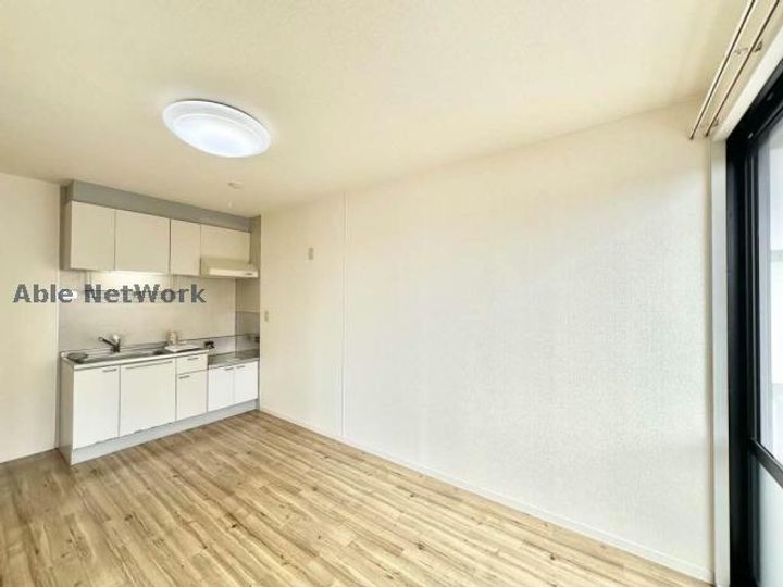 愛知県碧南市伏見町3(アパート)の賃貸物件の居間