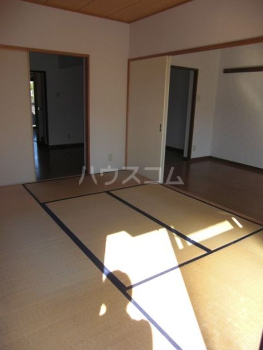 サニーヒルズAの内装