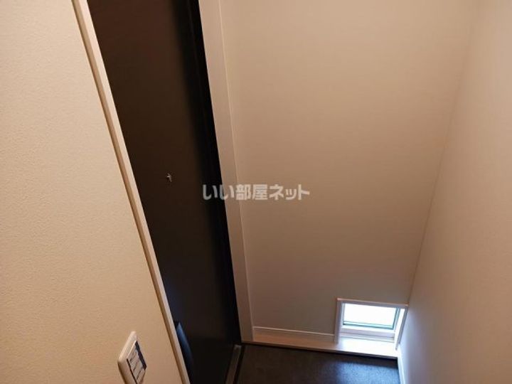 京都府京都市上京区東桜町(アパート)の賃貸物件の玄関