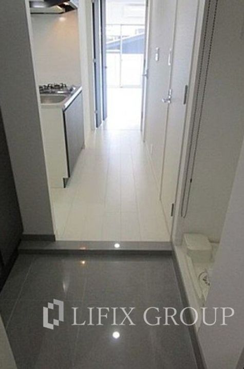 AZEST中板橋の玄関