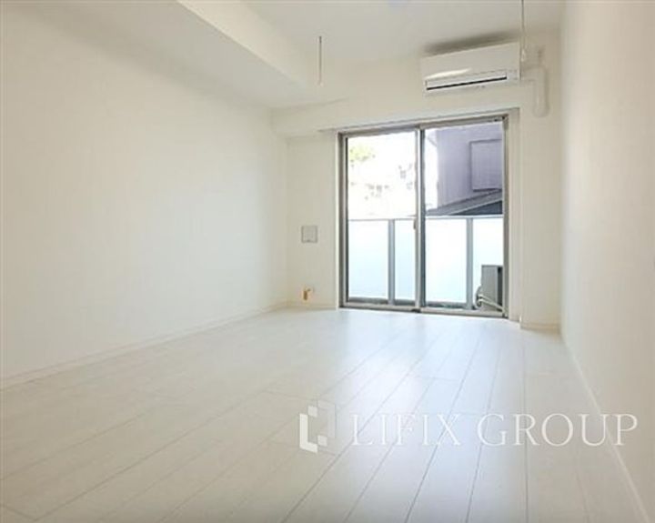 AZEST中板橋の居間