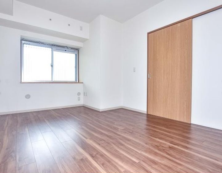 フレール三宮東の内装