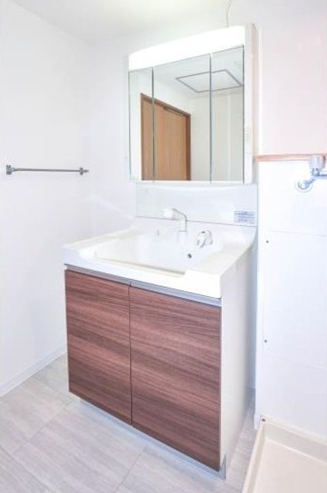 フレール三宮東の内装