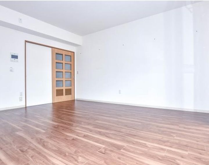 フレール三宮東の内装