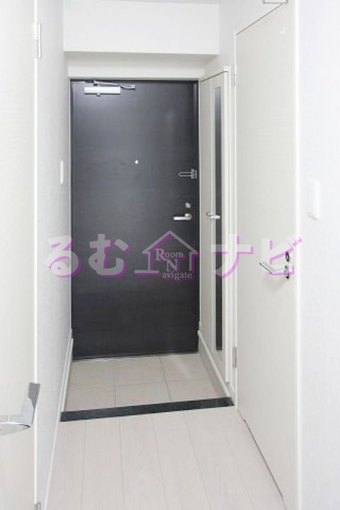 エンクレスト日赤通りの玄関