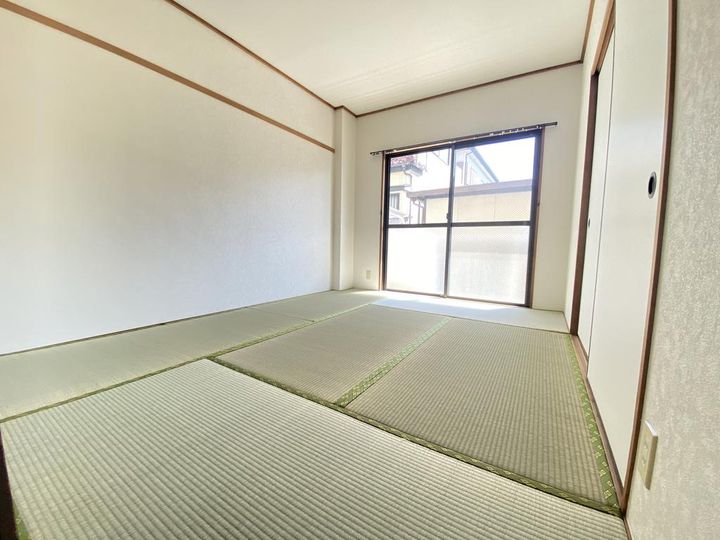 小川マンションの内装