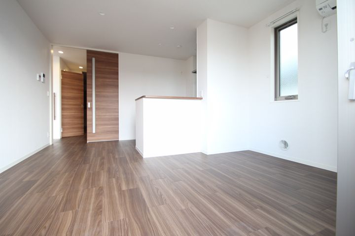 インパクトIIIの居間