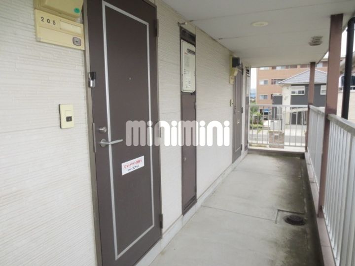 Surplus One フローラの地図