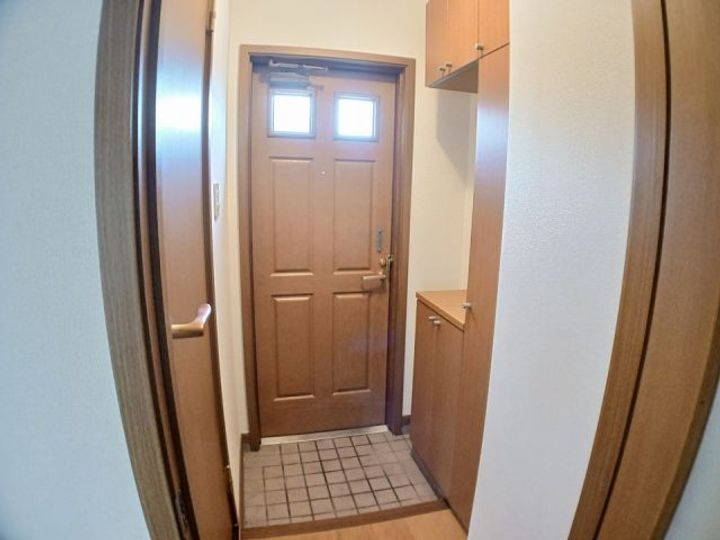 サンセール Tの玄関