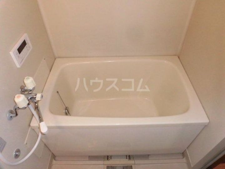 ヴィラリエゾンCの風呂