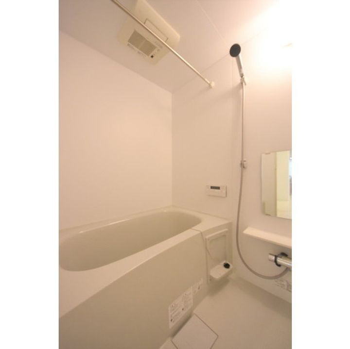 オモチ デ アカバネの風呂