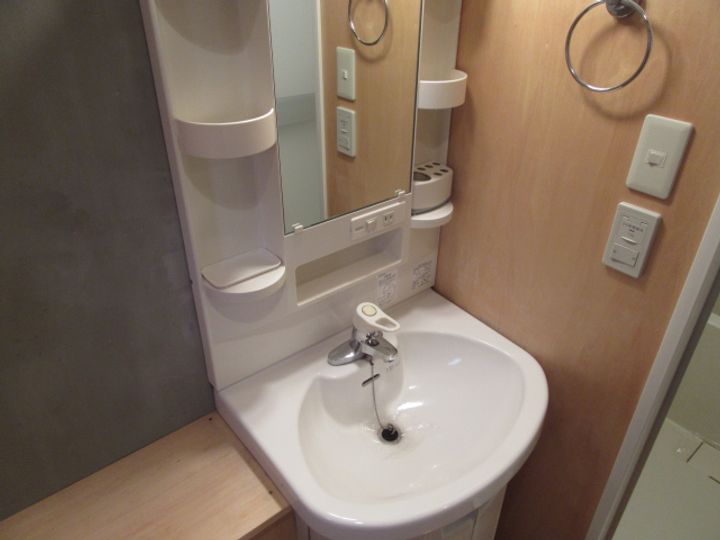 パレットの内装