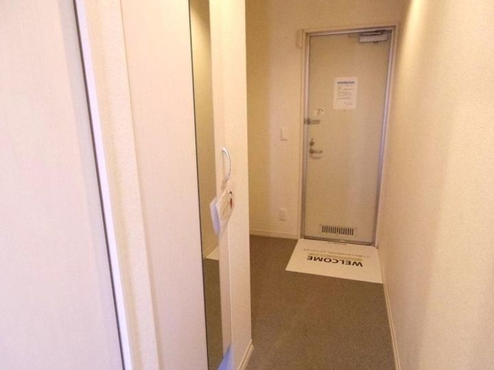 フェリオの玄関