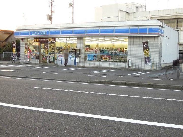 ラ・フォレスタIIの周辺