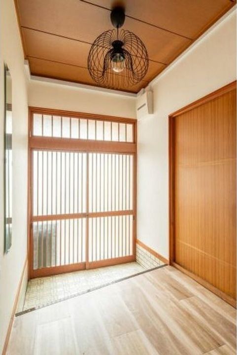 京都府八幡市橋本糸ケ上(一戸建)の賃貸物件の玄関