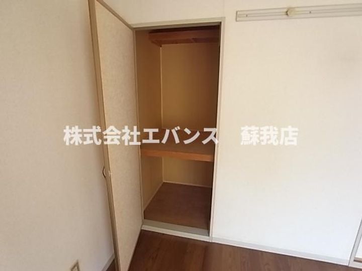 プレジール秀和の内装