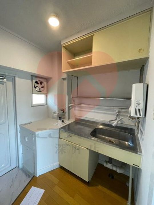 大阪府高槻市大蔵司1(マンション)の賃貸物件のキッチン