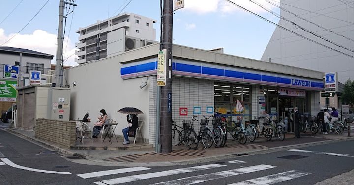 F asecia Attivo IIの周辺