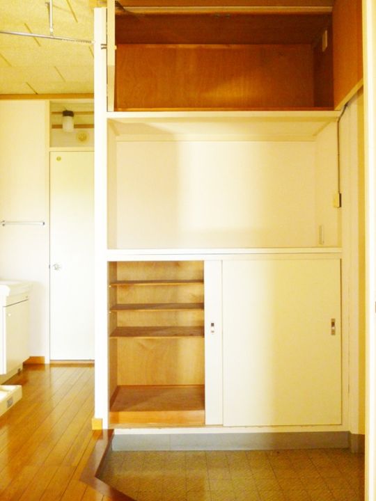 ファミリー久保山IIの内装