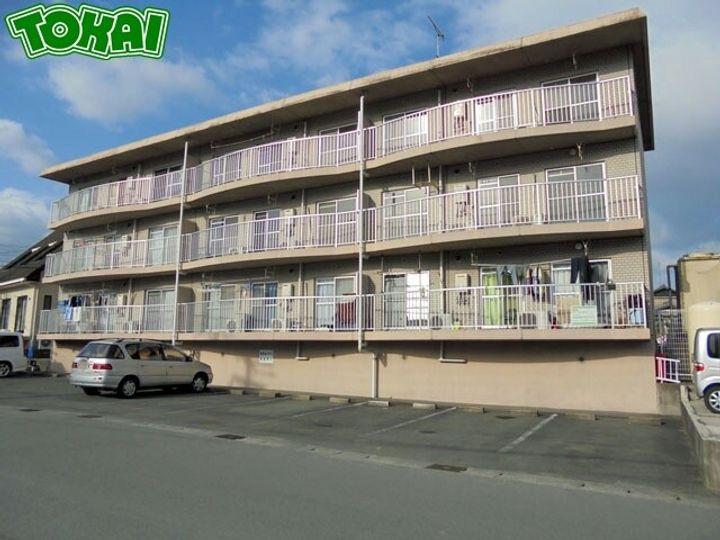 ファミリー久保山IIの外観