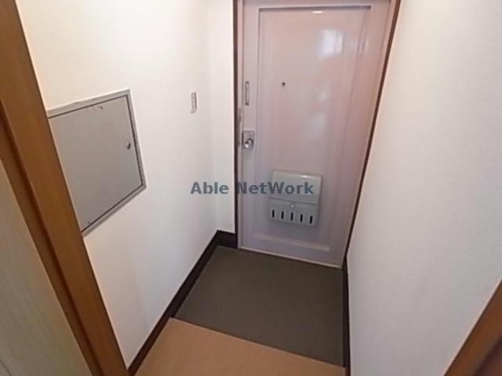 岐阜県岐阜市雄総桜町4(マンション)の賃貸物件の玄関