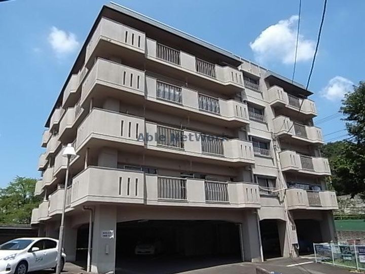 岐阜県岐阜市雄総桜町4(マンション)の賃貸物件の外観