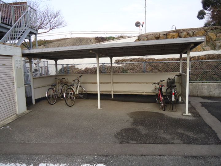 ロイヤルガーデン永田B棟の地図