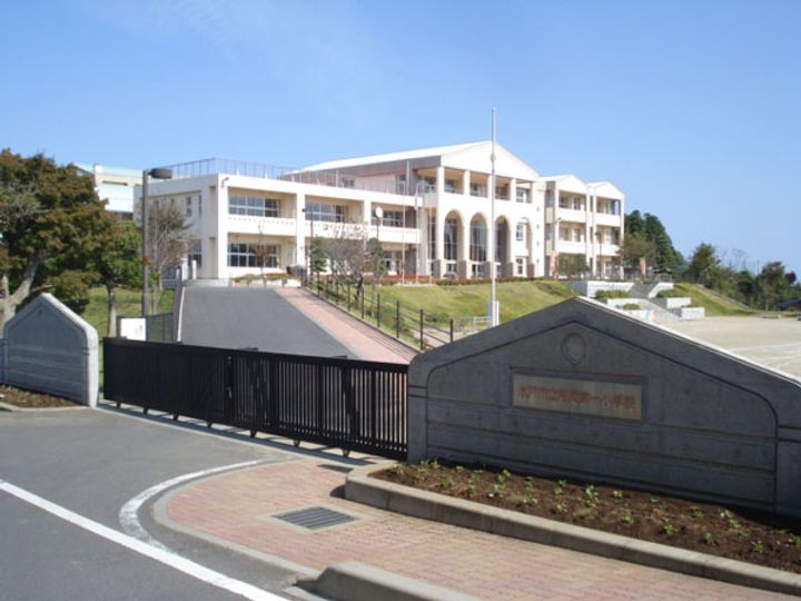 キャトルセゾン D棟の周辺