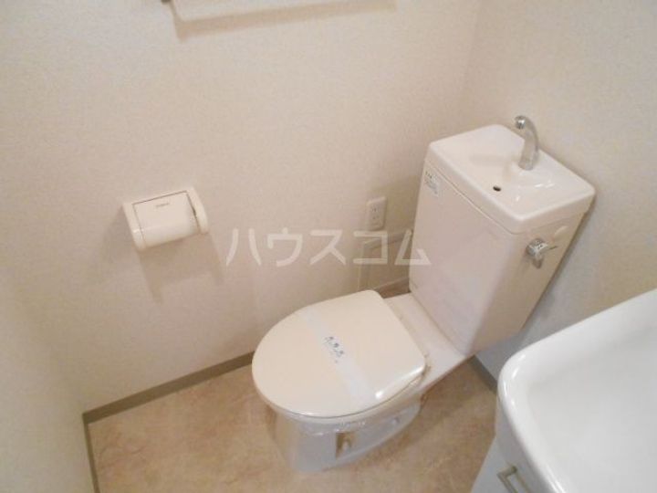 ヴェルデスの内装