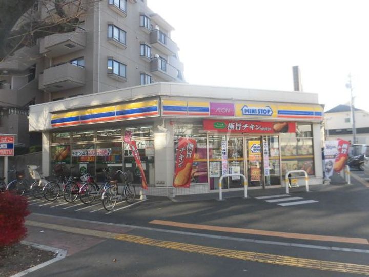 ヴェルデスの周辺