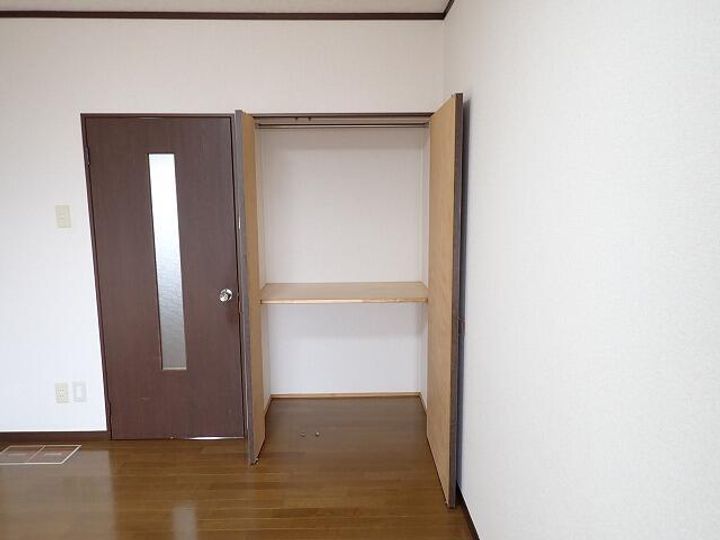 ヴェルドミールAの内装