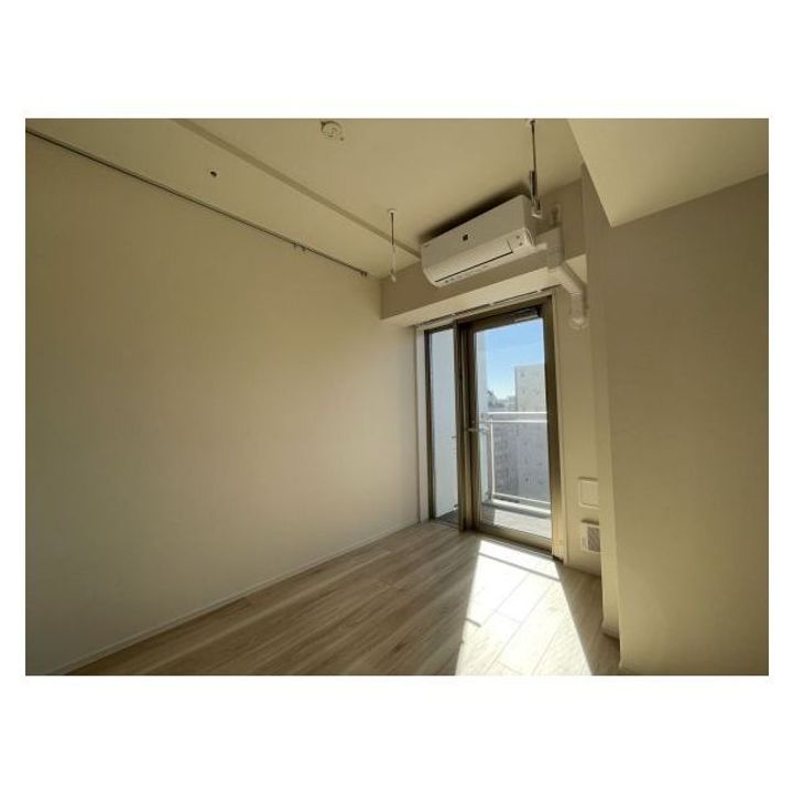 ブランシエスタ横浜高島町の居間