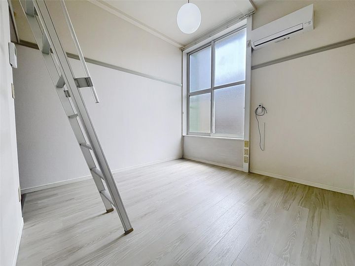 ラクラス瀬上Aの居間