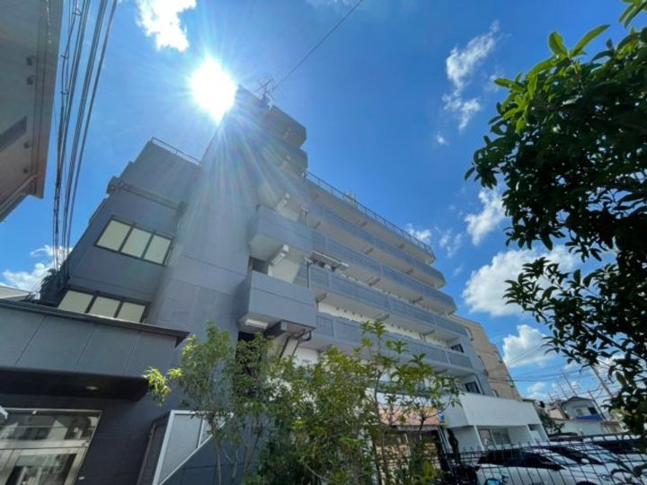 大阪府高槻市津之江町2(マンション)の賃貸物件の外観