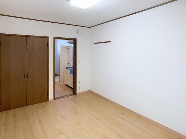 イーストハイツ A棟の内装