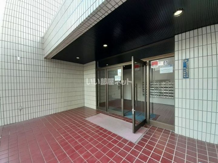 ゼファー銀座の地図