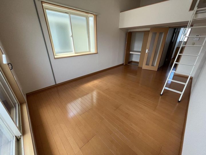 エピベールIの居間