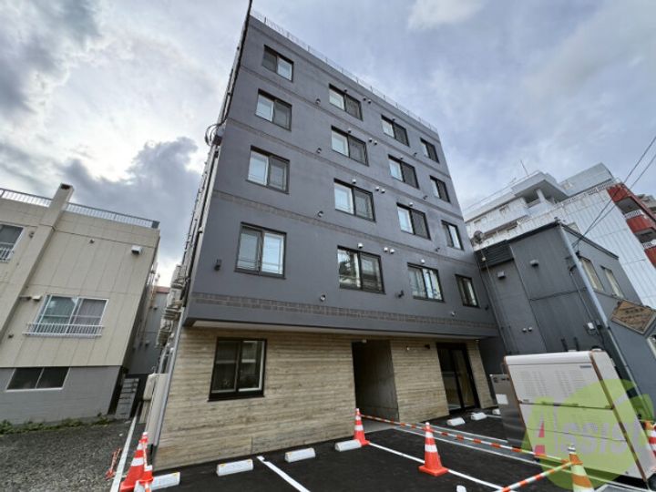 北海道札幌市中央区南十三条西7(マンション)の賃貸物件の外観