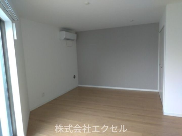 東京都多摩市唐木田1(アパート)の賃貸物件の居間