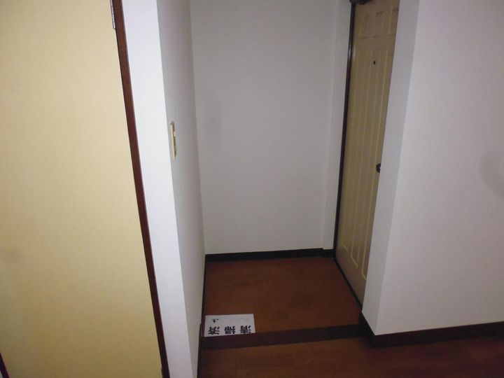 マキ高輪の玄関