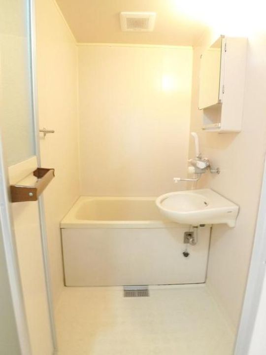 ヴィラあらいの風呂