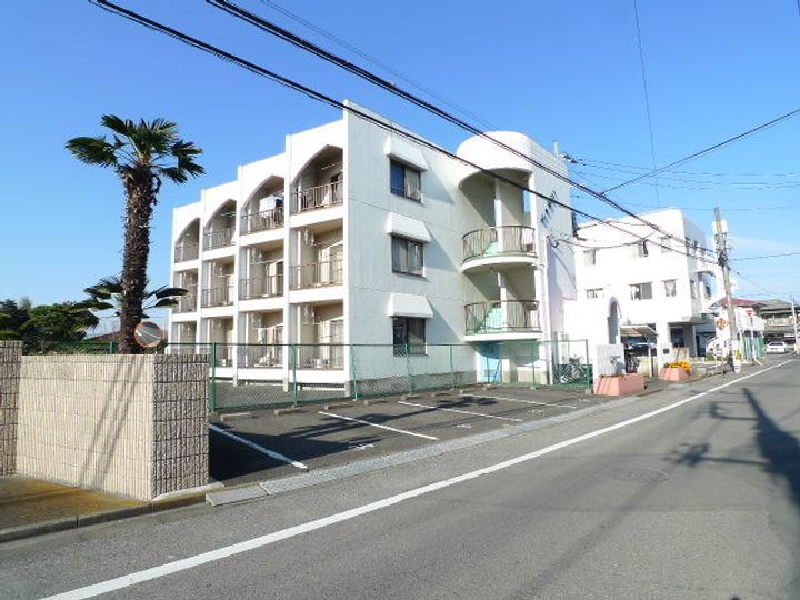 ヴィラあらいの外観