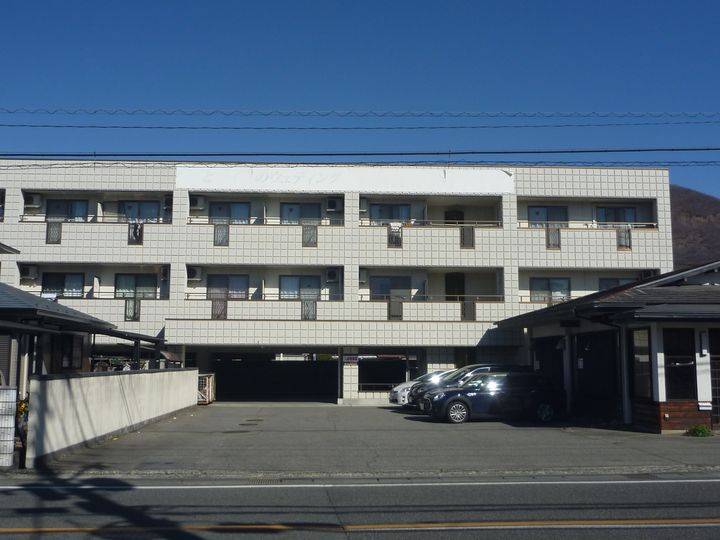 グレープス・勝沼の外観