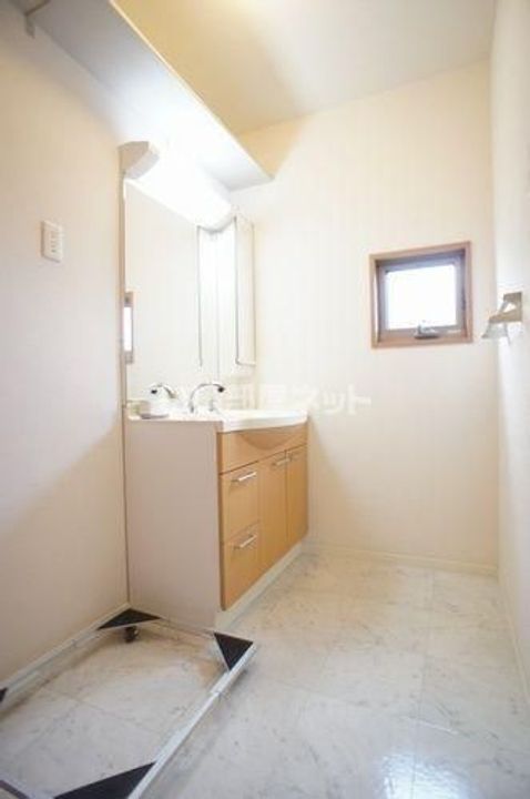 群馬県太田市下浜田町(アパート)の賃貸物件の居間