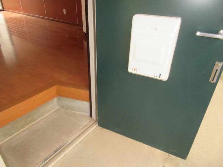 ゆたかコーポの玄関