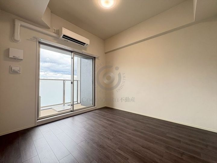 プレサンス深江橋ラヴィゲートの居間