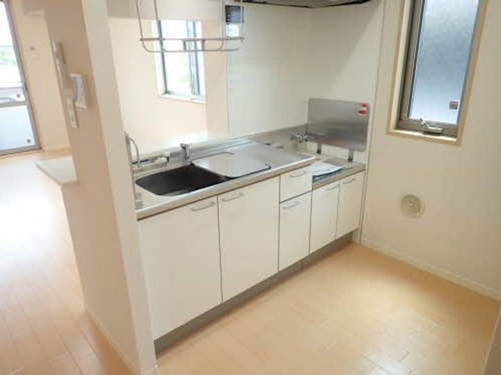 新潟県新潟市秋葉区荻野町(アパート)の賃貸物件のキッチン