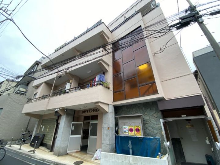 いそべマンションの外観